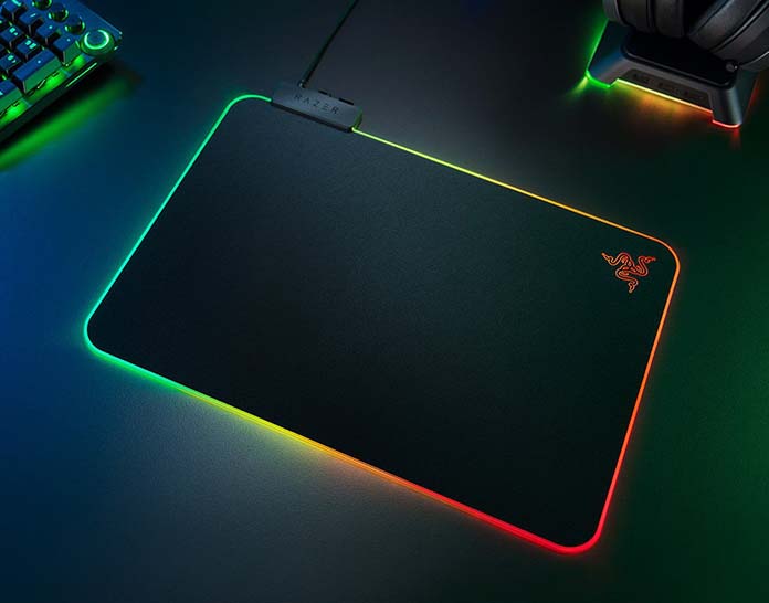 TNC Store Bàn Di Chuột Razer Firefly V2 - RZ02-03020100-R3M1